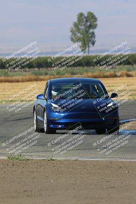 media/Sep-17-2023-Speed Ventures (Sun) [[7e780ba612]]/Black/Session 1 (Grapevine)/